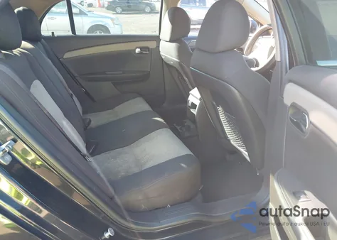 2010 Chevrolet Malibu Ls z USA, uszkodzony, nr VIN 1G1ZB5EB4AF110016